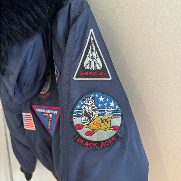 down bomber jacket - Picture 4 of 6